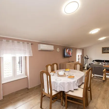 Apartman Kesten Lovran Exterior foto